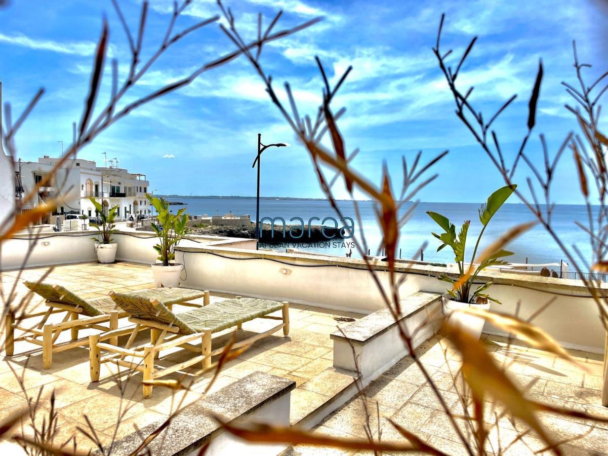 Villa Nauna, Fronte Mare Con Giardino E Terrazzo - Marea Collection Nardo Bagian luar foto