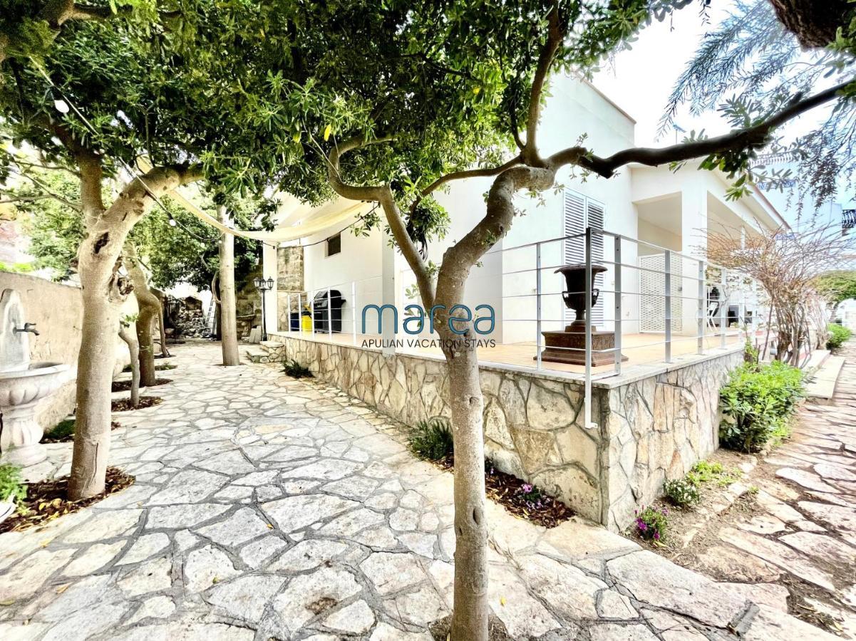 Villa Nauna, Fronte Mare Con Giardino E Terrazzo - Marea Collection Nardo Bagian luar foto